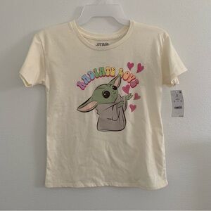 Kids Star Wars The Mandalorian Grogu Radiate Love shirt
